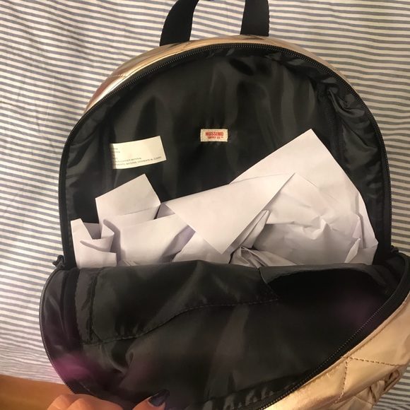 Gold backpack - Picture 2 of 4